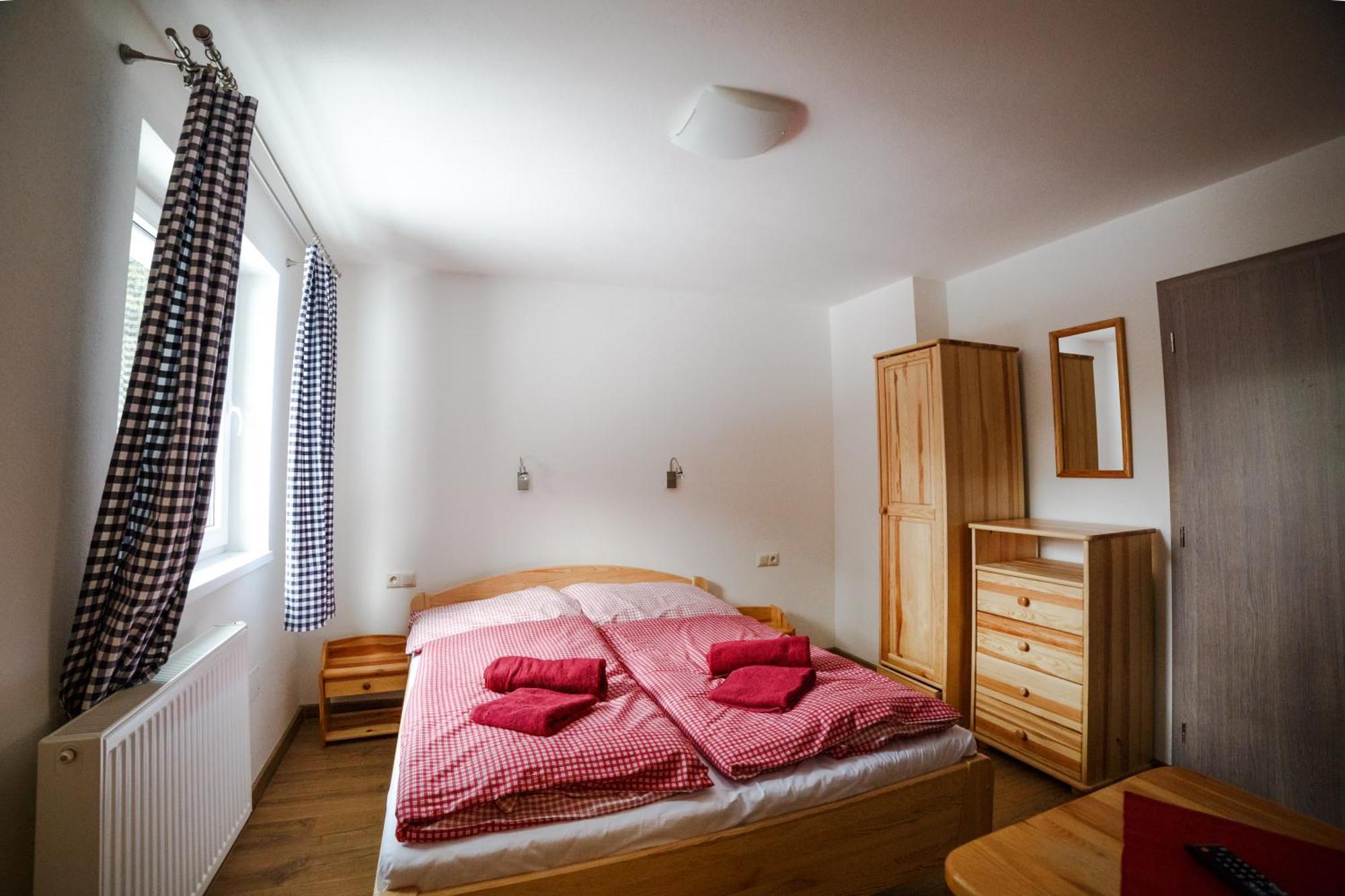 דמנובסקה דולינה Apartments Kvasnicnik חדר תמונה